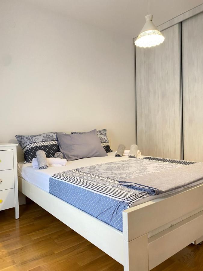 Apartman Vesna City 2. Pg ポドゴリツァ エクステリア 写真