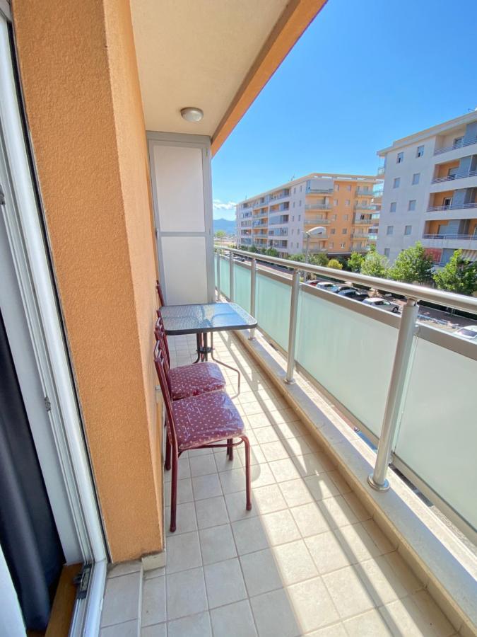 Apartman Vesna City 2. Pg ポドゴリツァ エクステリア 写真